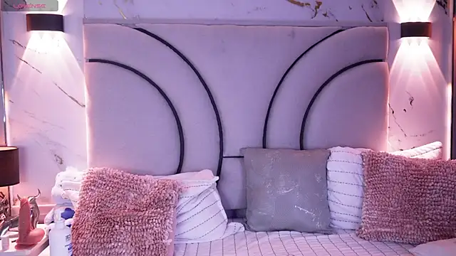 Julieta_priv's Live XXX Chat