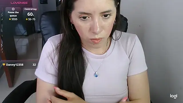 دردشة spicey_latina الجنسية المباشرة