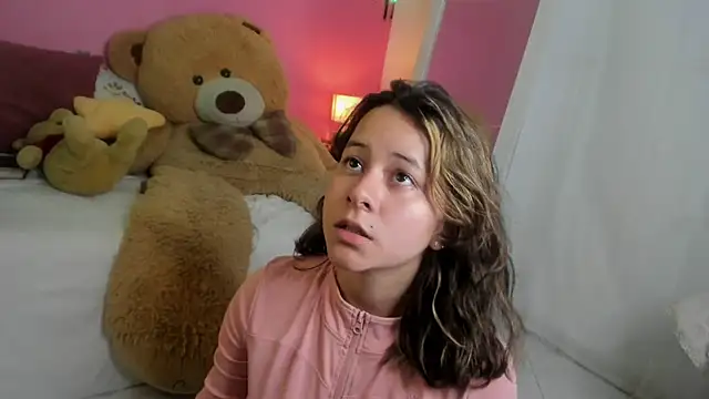 agnes_213's Live XXX Chat