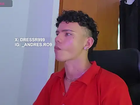 sebascuterouss élő XXX-chatje