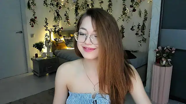 SereneFlame's Live XXX Chat