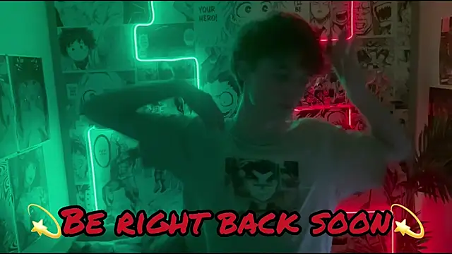 LukeSweet Adlı Modelin Canlı XXX Sohbeti