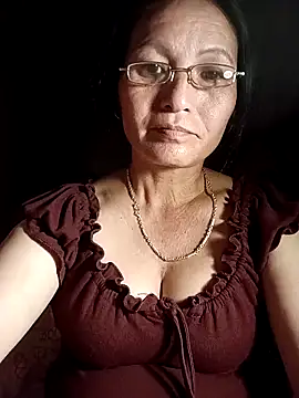 Cucci07 লাইভ XXX চ্যাট