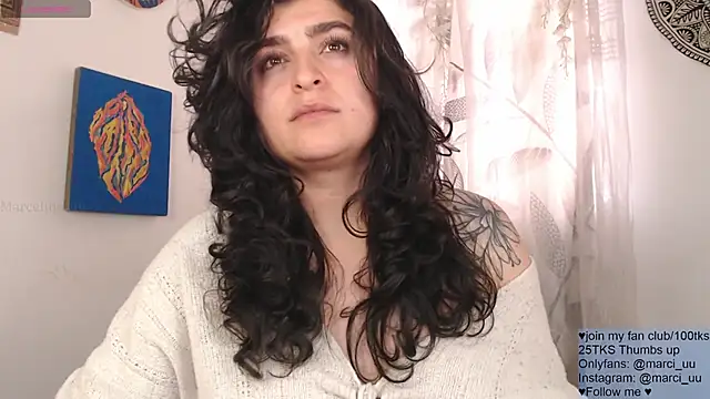 Chat XXX ao vivo de Marci_owo