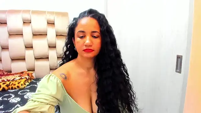 alaskmiller1 élő XXX-chatje