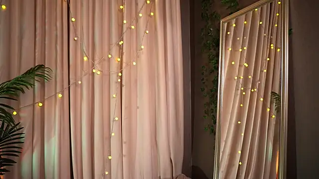 Chat XXX Live Emilicious