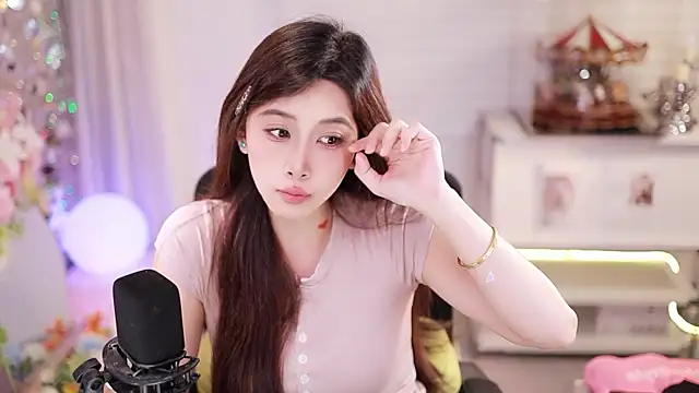 SleepArtist's Live XXX Chat