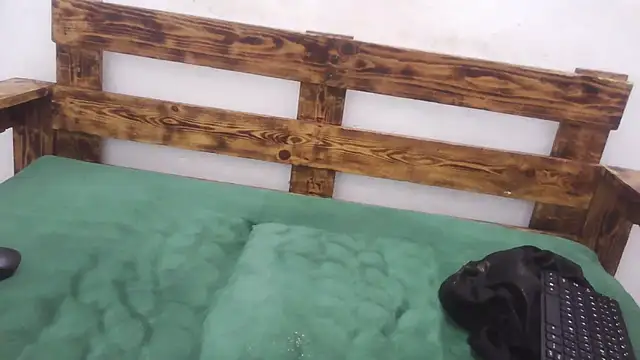 pinkycat: онлайн-секс-чат