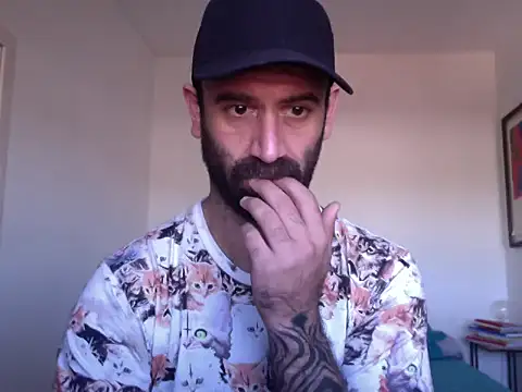 عرض كام BICHAOOSIETE