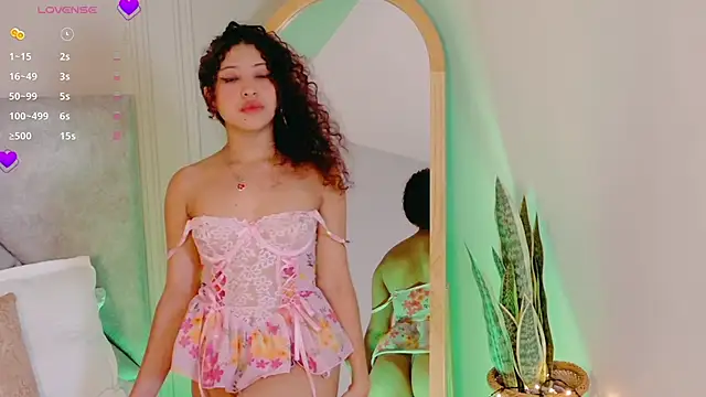 XXX chat uživo modela EmmaWilliammss