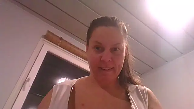 Онлайн чат XXX fulloferotic