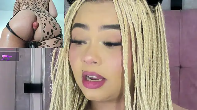 Chat XXX en directo de conny__curly