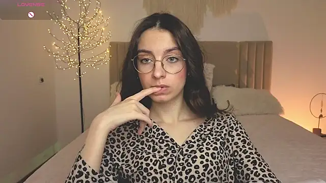 عرض كام Real_cutie1
