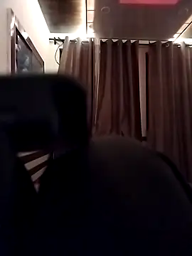 Wild_Vassu: онлайн-секс-чат