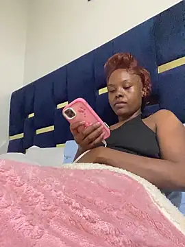 XXX chat uživo modela Dellah27