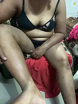 Meera_xxx's Webcam Show