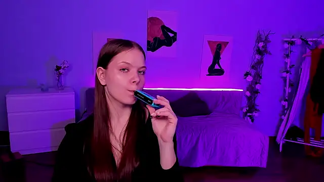 دردشة BetsyKiss الجنسية المباشرة