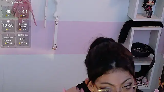 Czat XXX na żywo – Catwhite_