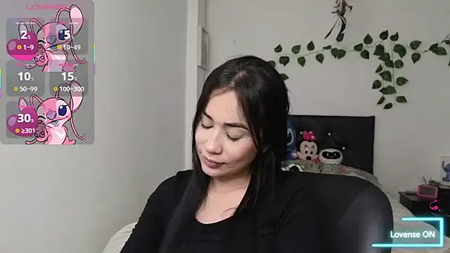 Онлайн чат XXX Asenaesmee