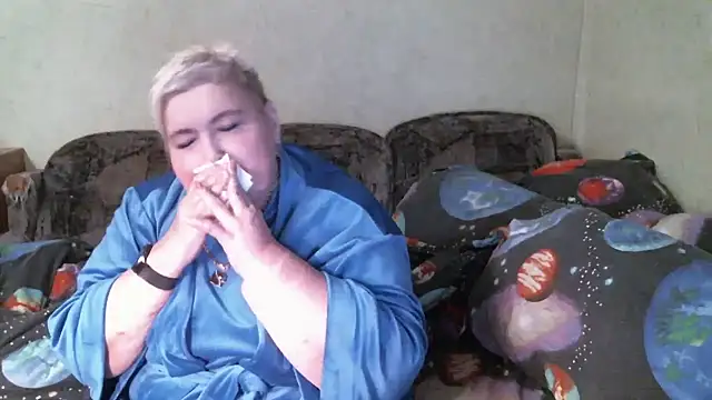 Lana555 Adlı Modelin Canlı XXX Sohbeti