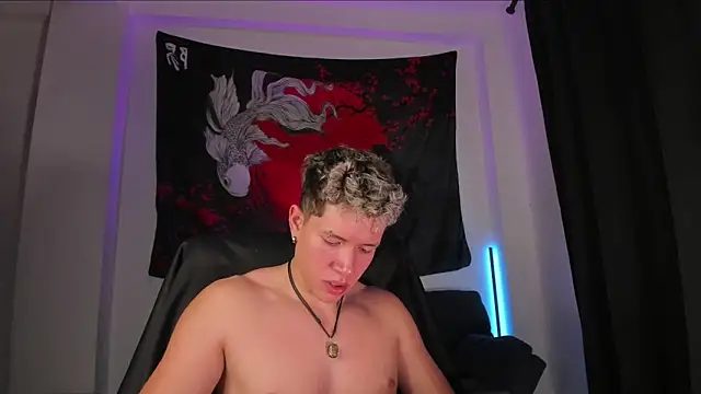 nathan_blake 即時 XXX 聊天