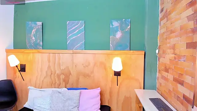 megansumer লাইভ XXX চ্যাট