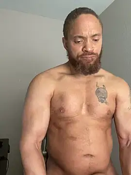 Fathero1time লাইভ XXX চ্যাট