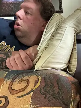 Stephanie1984: διαδικτυακό σόου στην κάμερα