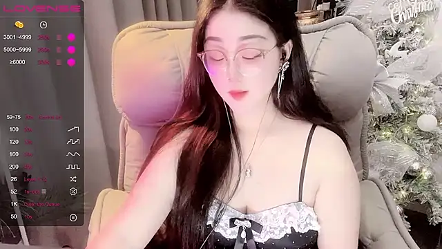 Monica-666888-: онлайн-секс-чат