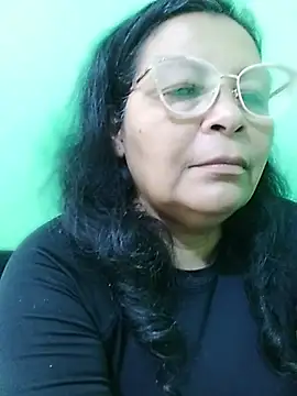 Chatroom XXX en direct de Amarantha25