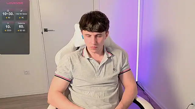 first_mark Pertunjukan Webcam