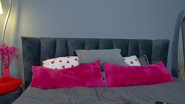 XXX chat uživo modela HannahHollis