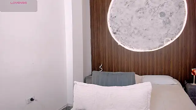 Chat +18 de RoseCassie ao vivo