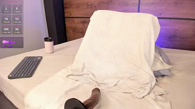 Chat XXX en directo de Niamonroe