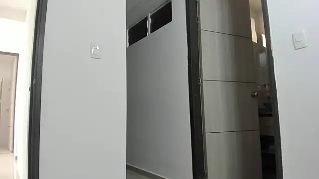 briana_wonder69xxx Show Webcam