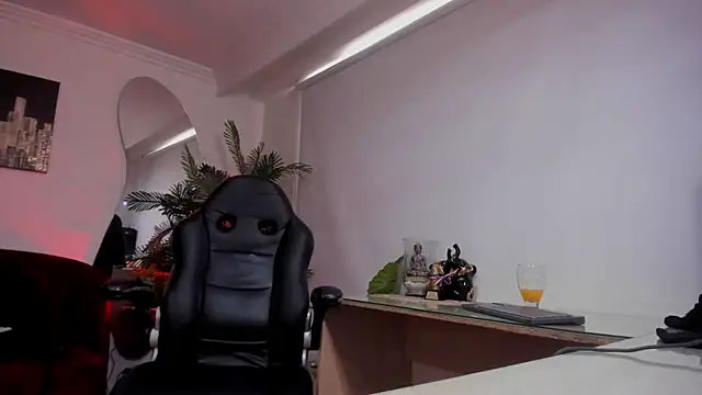 Meghan320 Live XXX-Chat