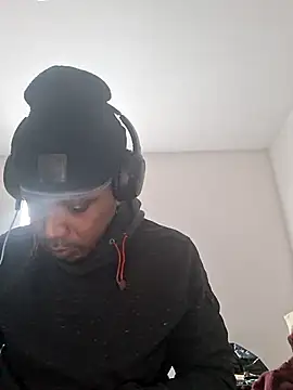 Show de bigboytoy912 na webcam