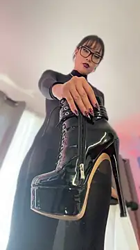 Liana_Fem_: вебкам-шоу