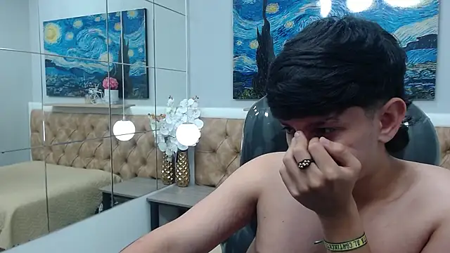 AdrianFranko 现场XXX聊天