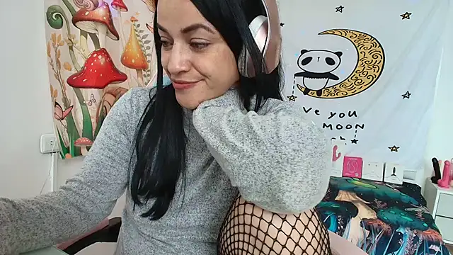 دردشة LovelyAzucena الجنسية المباشرة