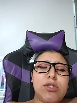 Cute_Penelope – Live XXX-chat