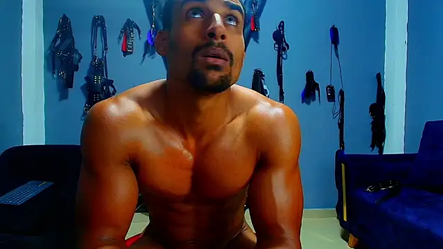 Adonis_artemis Adlı Modelin Web Kamerası Şovu