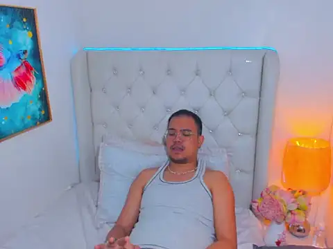 AsianZero's Webcam Show