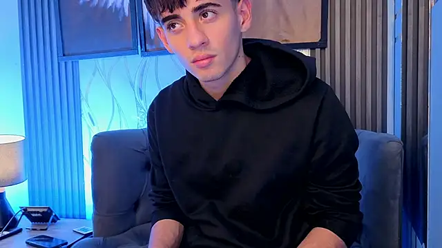 demian_hot99 Chat XXX in diretta