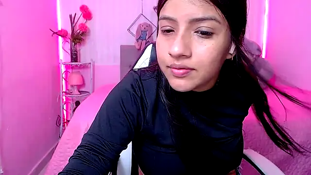 Chat +18 de zara_cute ao vivo