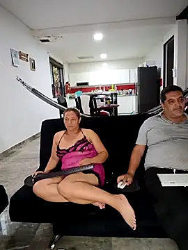 Show de hotandfierylatinos2023 na webcam