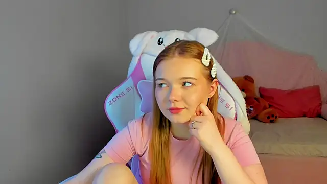 ElinaVale's Live XXX Chat