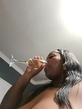 SWEETDOLLY29XX Live XXX-chat