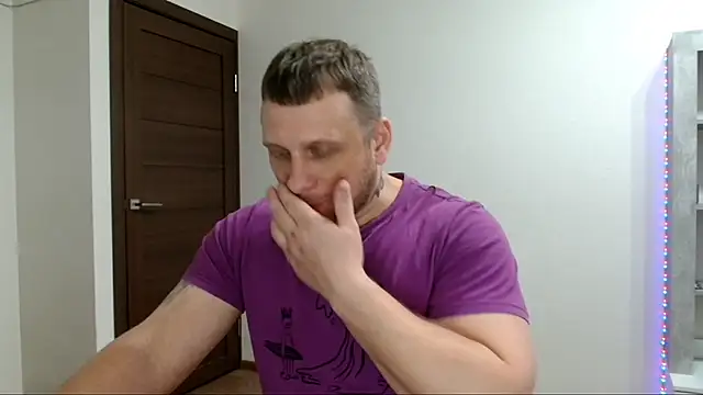 B-L-O-N-D – Kamerová šou