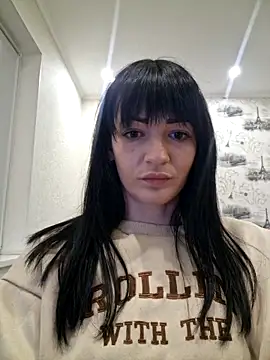 Chat +18 de KarinaBlackAngel ao vivo